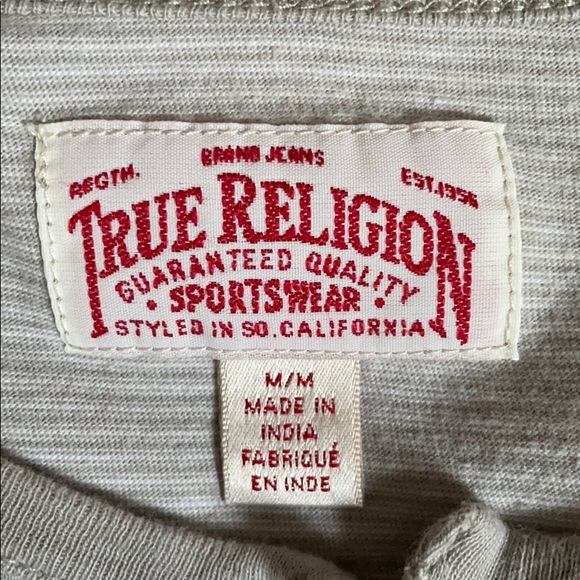 True Religion Cotton Henley. Size Medium. EUC - Picture 9 of 11